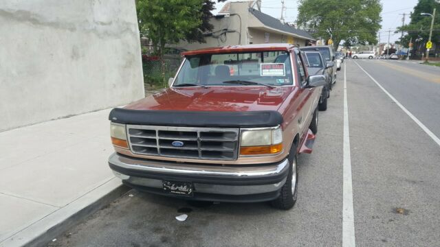 1994 Ford F-150 Standard Cab Pickup