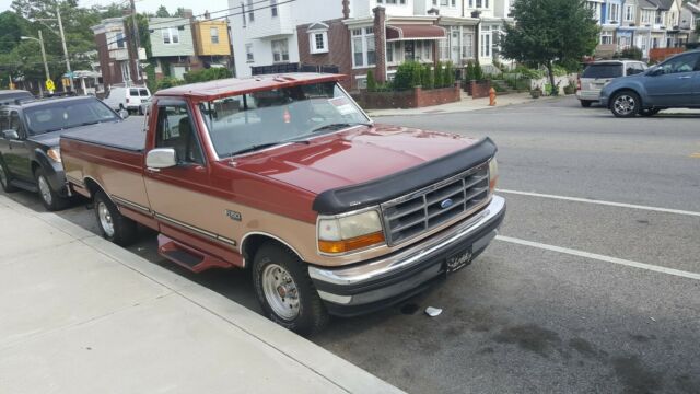 1994 Ford F-150 Standard Cab Pickup