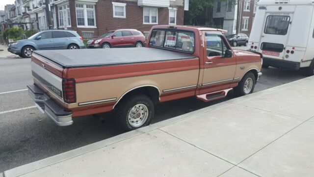 1994 Ford F-150 Standard Cab Pickup
