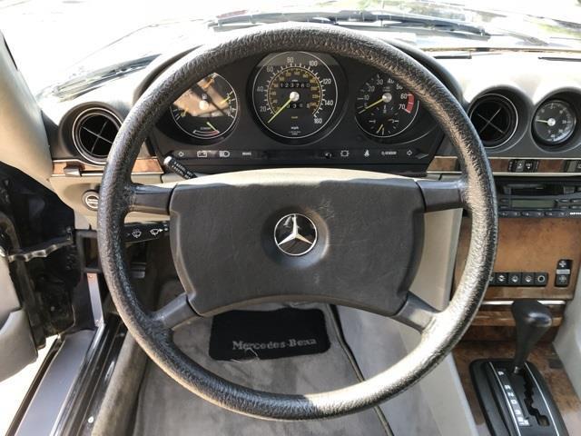 1984 Mercedes-Benz 300-Series