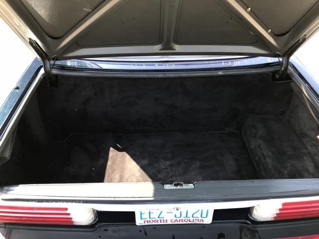 1984 Mercedes-Benz 300-Series