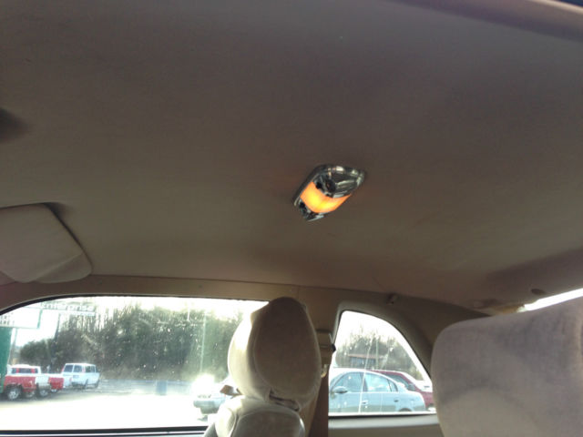 1988 Gold Ford Thunderbird Coupe