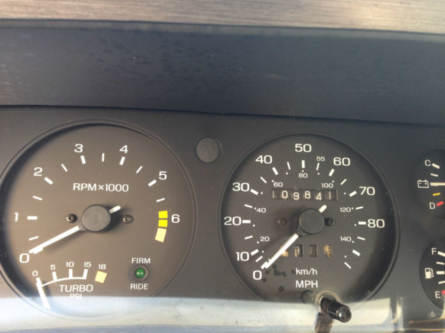 1988 Gold Ford Thunderbird Coupe