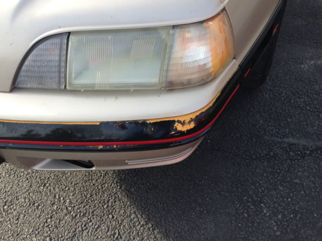 1988 Gold Ford Thunderbird Coupe