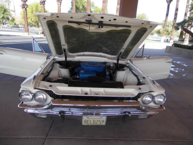 1965 White Ford Thunderbird Coupe