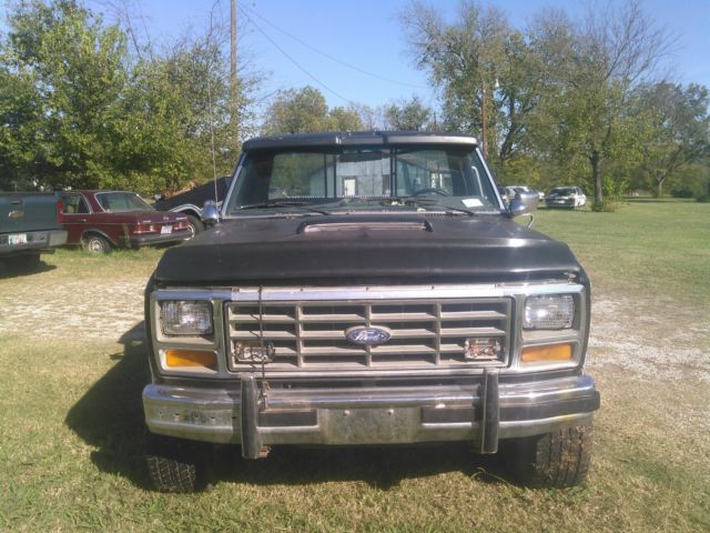 1984 Black Ford F-250 Standard Cab Pickup