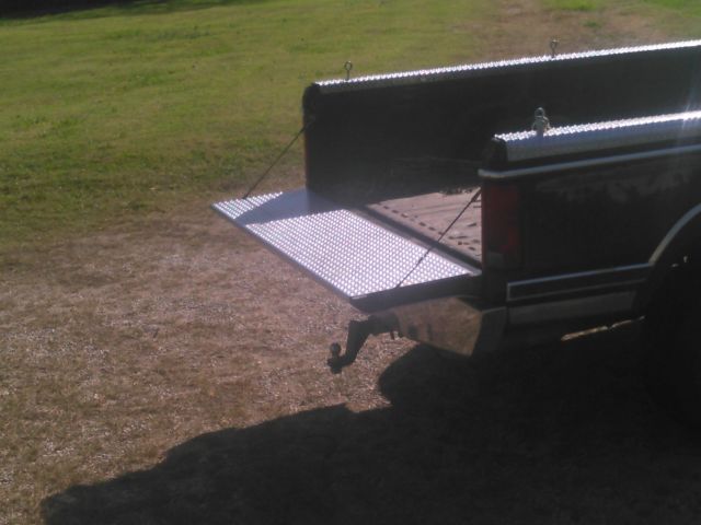 1984 Black Ford F-250 Standard Cab Pickup