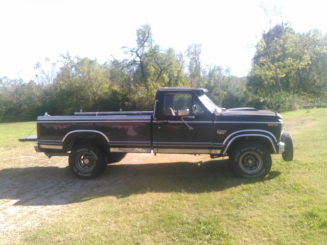 1984 Black Ford F-250 Standard Cab Pickup