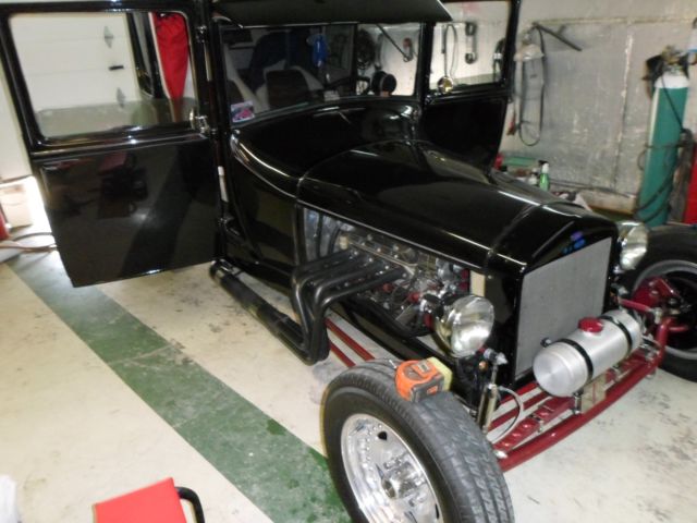 1922 Black Ford Model T