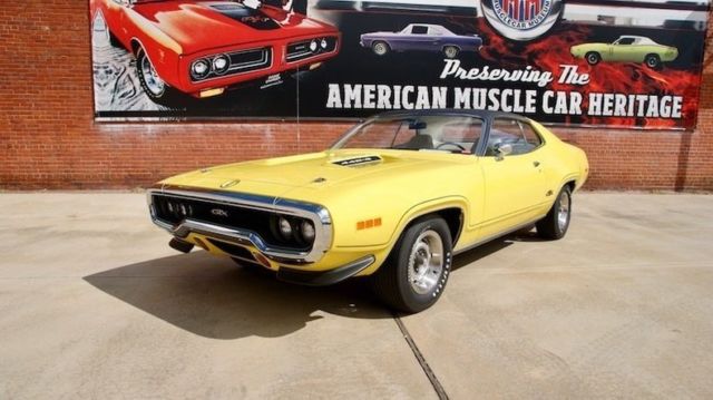 1971 Yellow Plymouth GTX Coupe