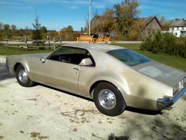 1966 Bronze, Gold? Oldsmobile Toronado