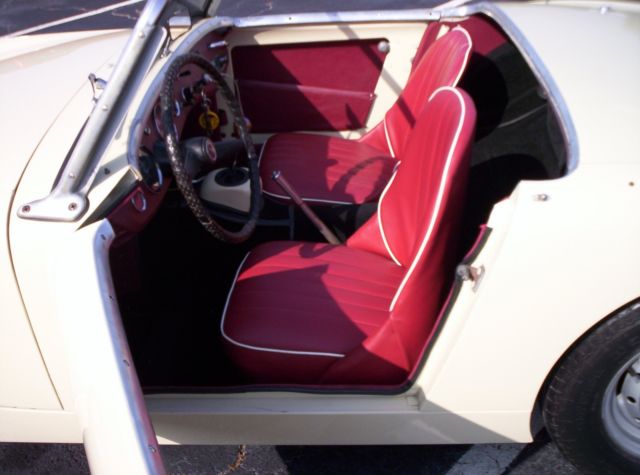 1959 Creme Austin Healey Sprite Convertible