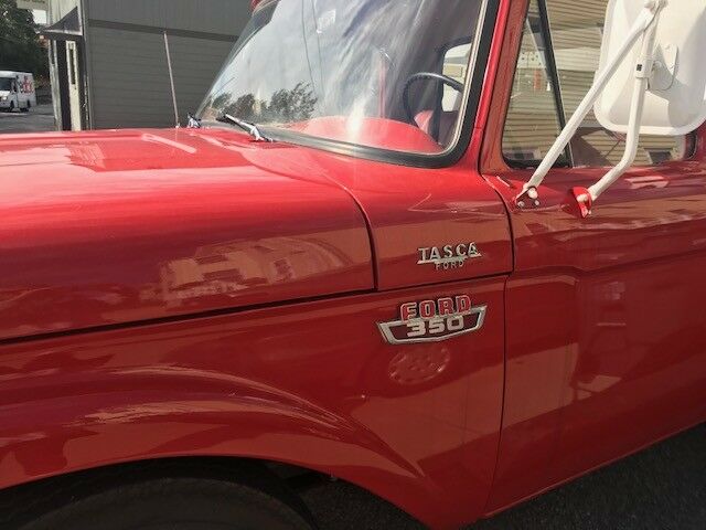 1965 Red Ford F-350