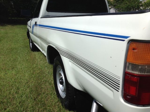 1992 White Toyota Pickup