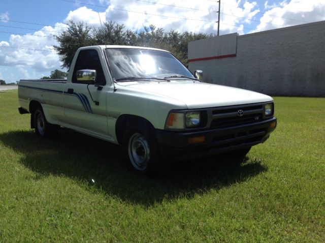 1992 White Toyota Pickup