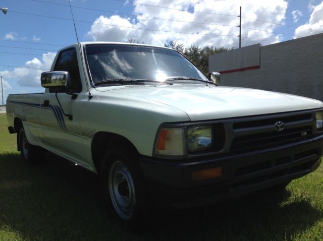 1992 White Toyota Pickup