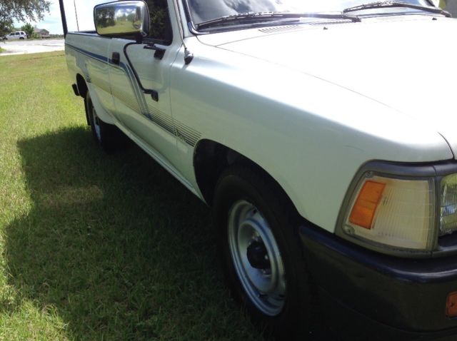 1992 White Toyota Pickup