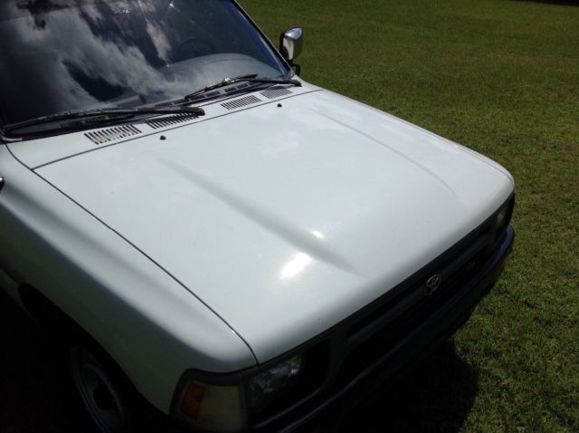 1992 White Toyota Pickup
