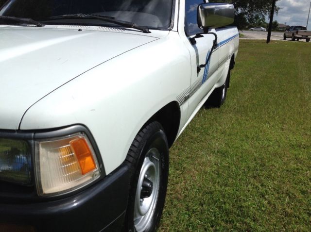 1992 White Toyota Pickup