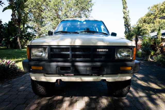 1985 Brown Toyota 4Runner