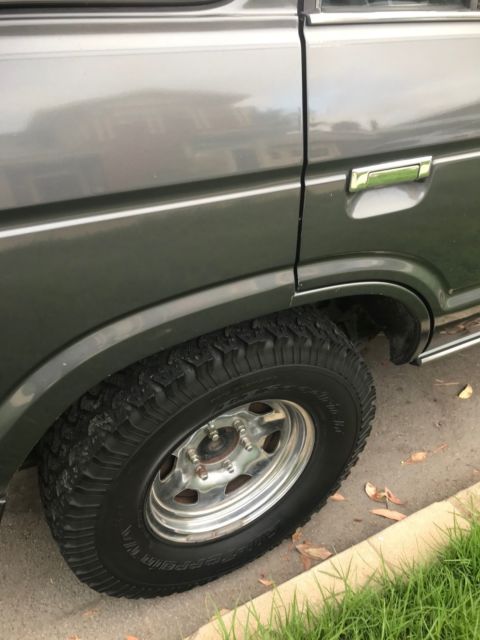 1989 Gray Toyota Land Cruiser