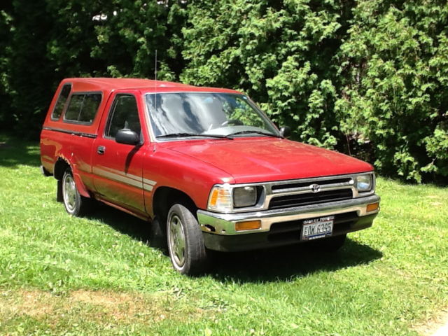 19940000 Red Toyota truck DX Standard Cab Pickup