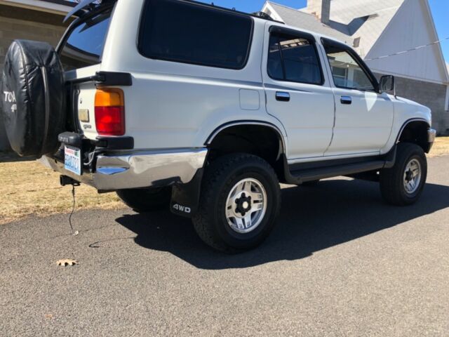 1990 White Toyota 4Runner SUV