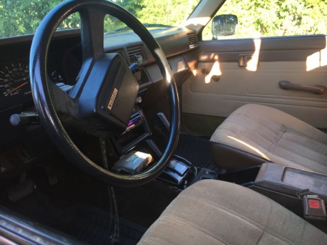 1990 White Toyota 4Runner SUV