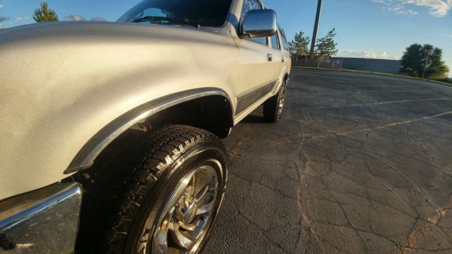 1992 Silver Toyota 4Runner Suv