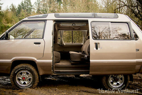 1989 brown Toyota Other Van Camper