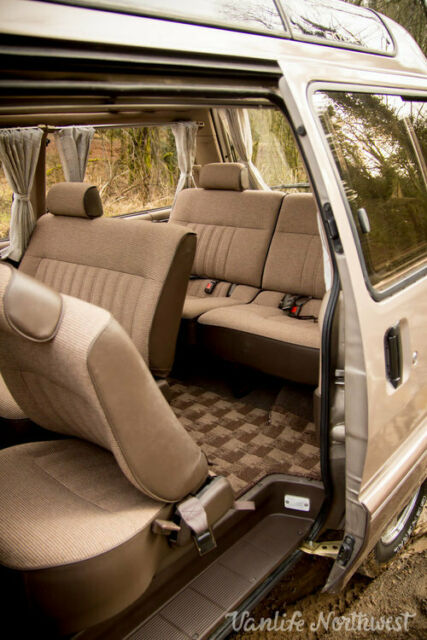 1989 brown Toyota Other Van Camper
