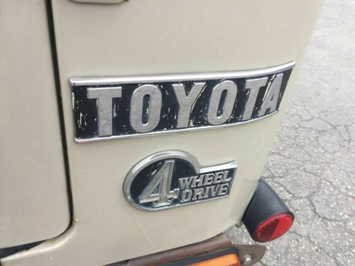 1979 Tan Toyota Land Cruiser SUV