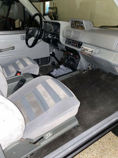 1986 Metallic gray Toyota Tacoma