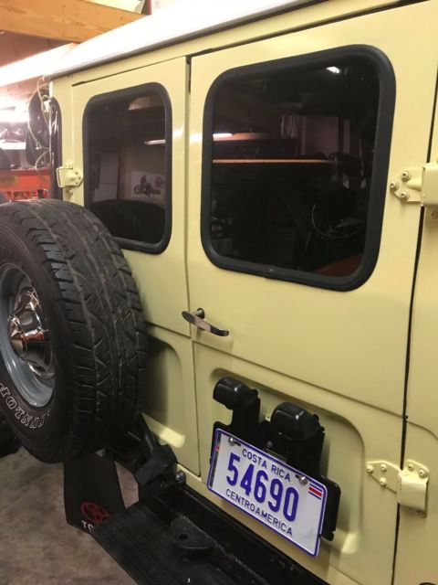 1975 Yellow Toyota Land Cruiser SUV