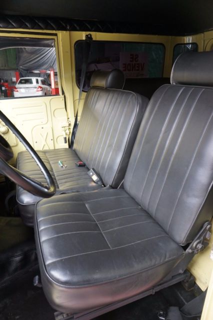 1975 Yellow Toyota Land Cruiser SUV