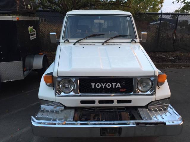 1988 White Toyota Land Cruiser SUV
