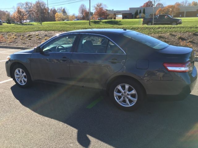 1992 White Toyota Camry Sedan