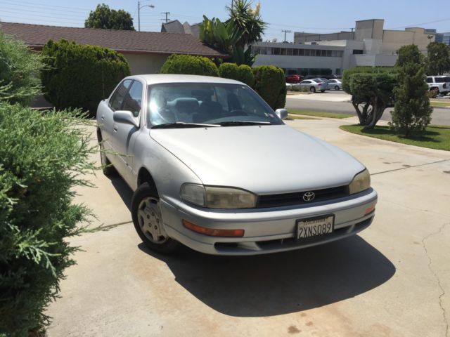 1992 Blue Toyota Camry Sedan