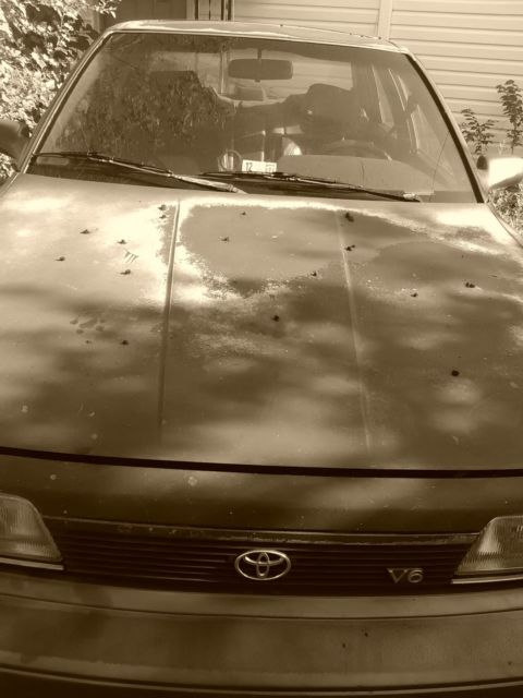 1991 Maron Red Toyota Camry Sedan