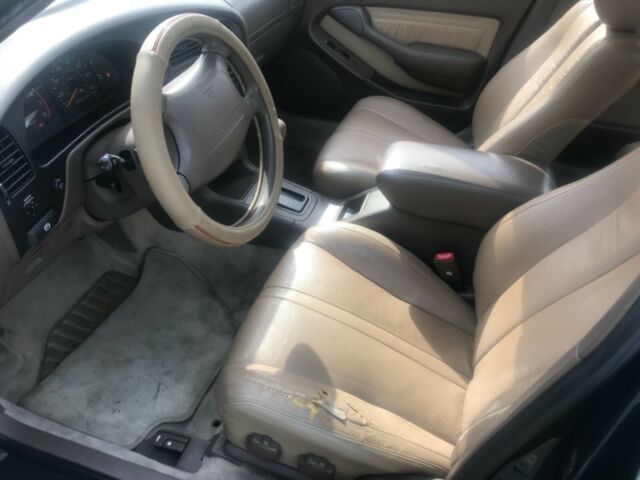 1994 Green Toyota Camry Sedan