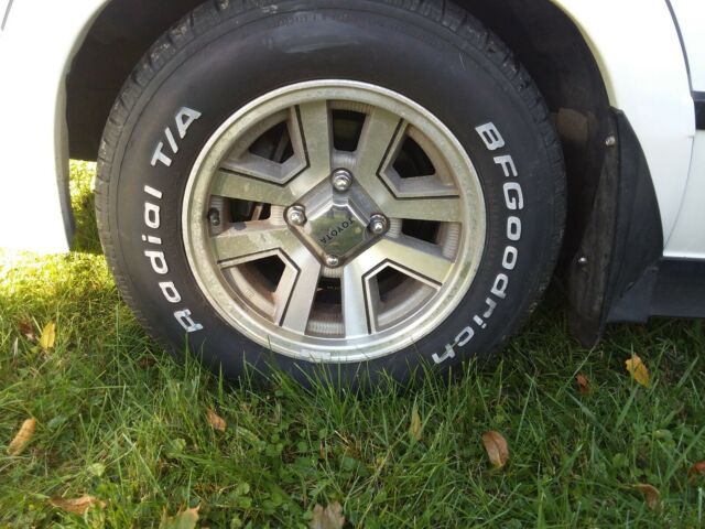 1985 White Toyota Celica Convertible