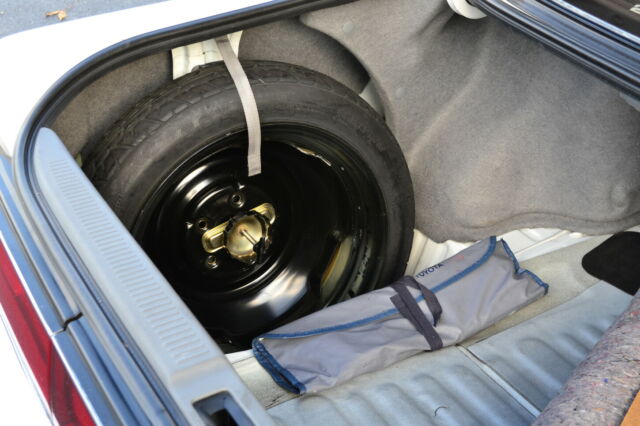 1990 White Toyota Other Sedan