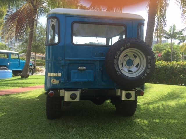 1967 BLUE AND BEIGE Toyota FJ Cruiser Coupe