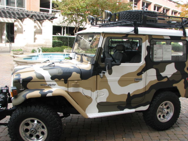 1975 Camo Toyota FJ Cruiser
