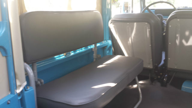 19780000 blue sky Toyota Land Cruiser Convertible