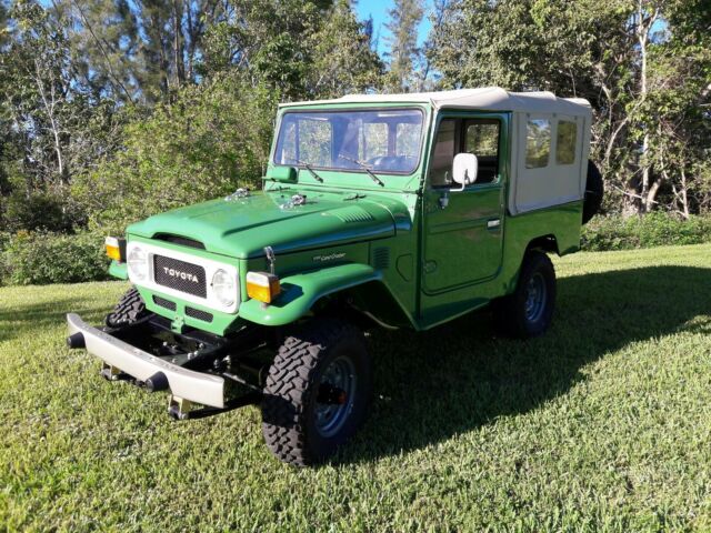 1981 GREEN 681 Toyota Land Cruiser