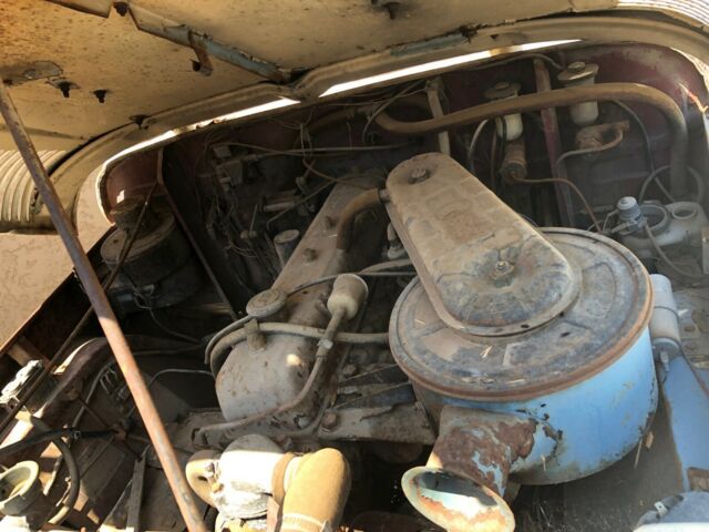 1970 White Toyota Land Cruiser SUV