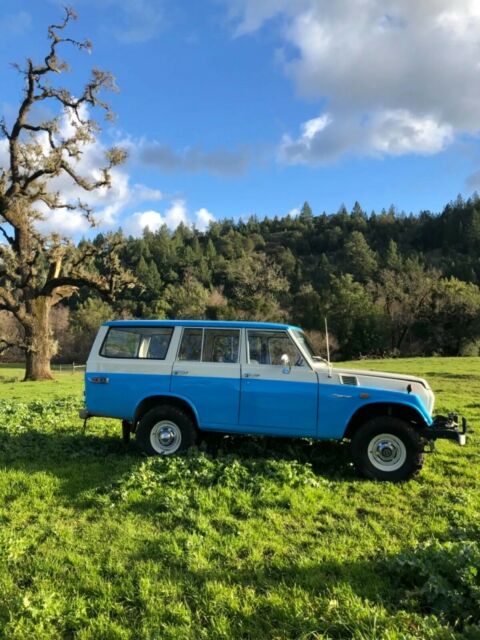 1974 Blue Toyota Land Cruiser SUV