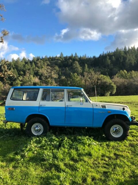 1974 Blue Toyota Land Cruiser SUV