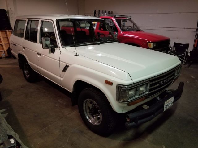 1985 White Toyota Land Cruiser Wagon